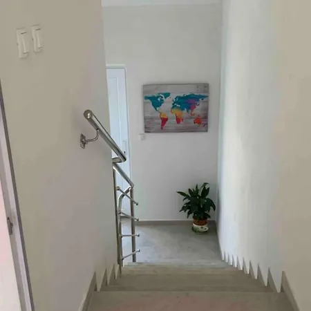 Bordoa De Macura With Bay View *