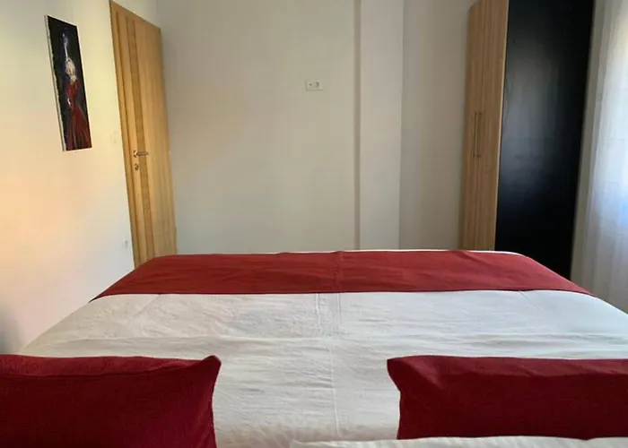 Bordoa De Macura With Bay View *