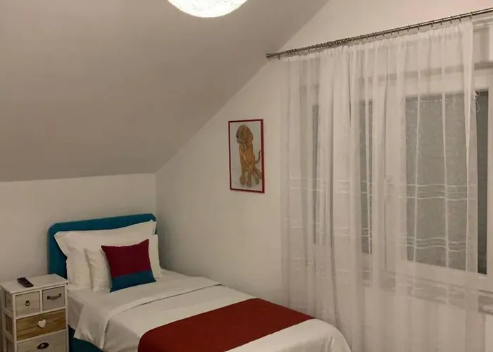 Bordoa De Macura With Bay View * Ζαντάρ