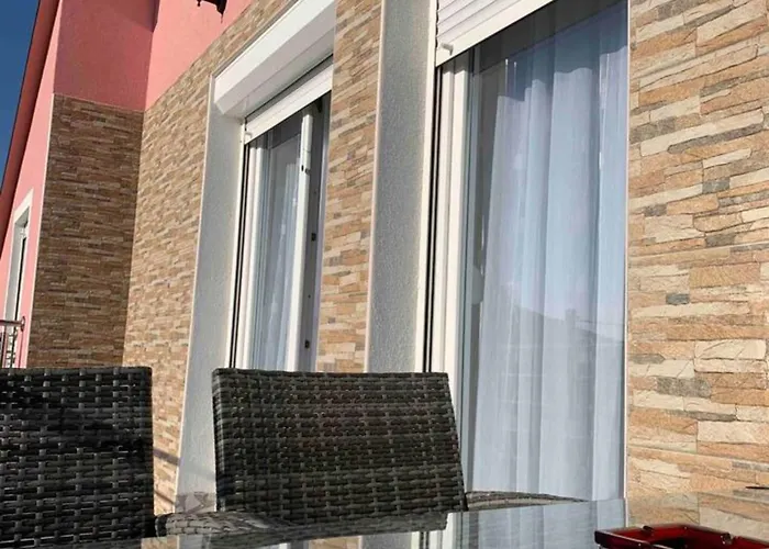 Bordoa De Macura With Bay View *